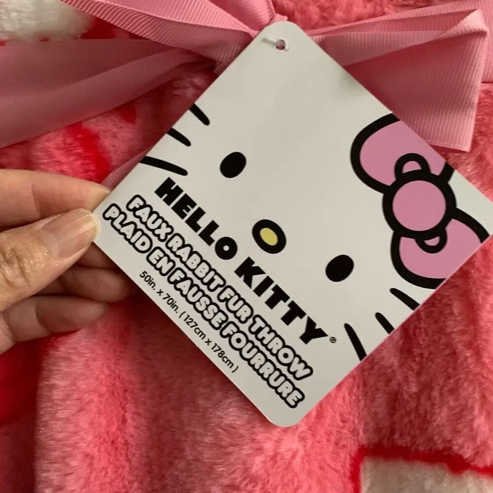 Hello Kitty faux rabbit fur Bow blanket large bows - Picture 5 of 11
